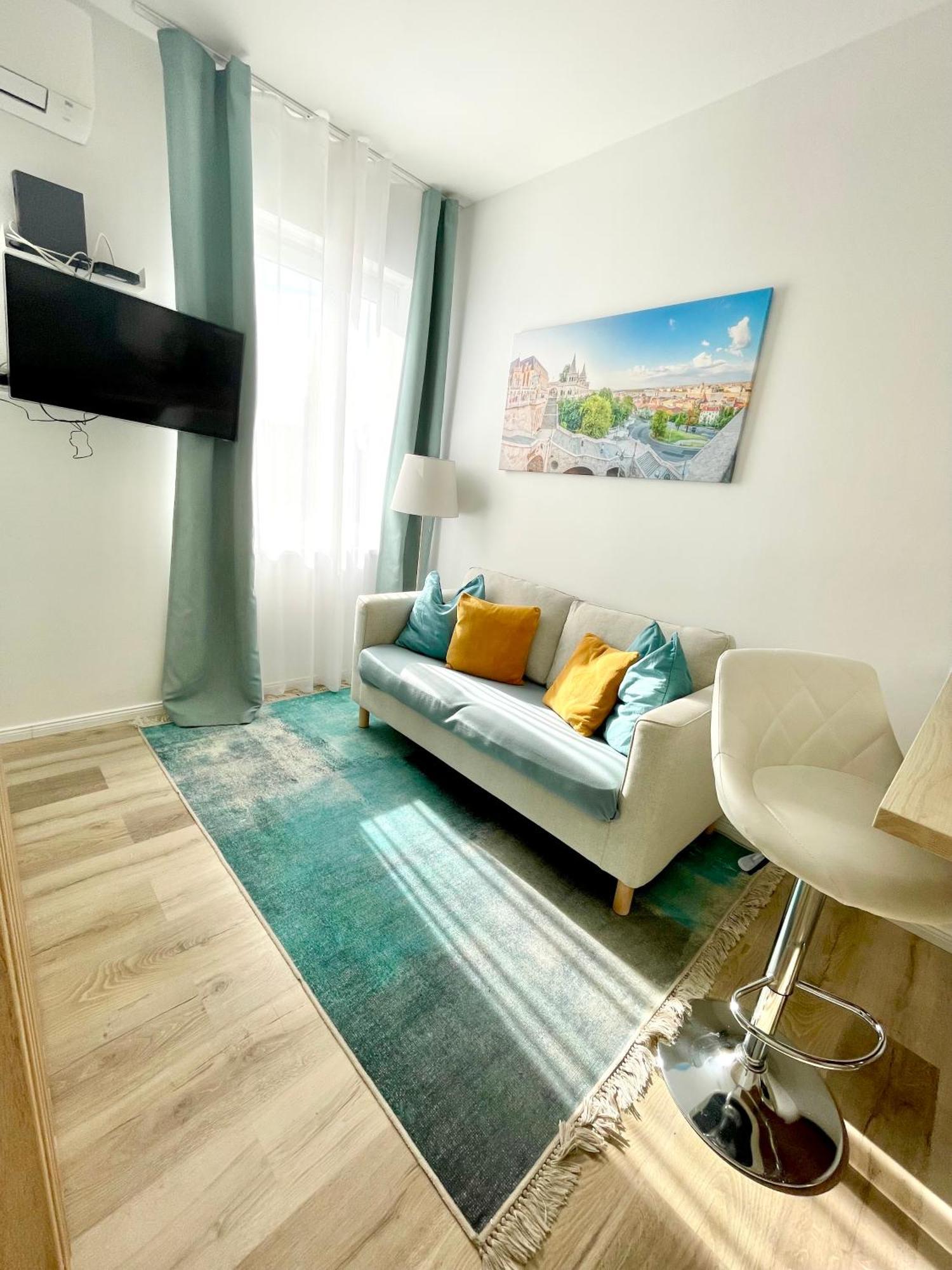 Margaret Apartment Next To The Lukacs Spa With Panorama Danube Budapest Eksteriør bilde